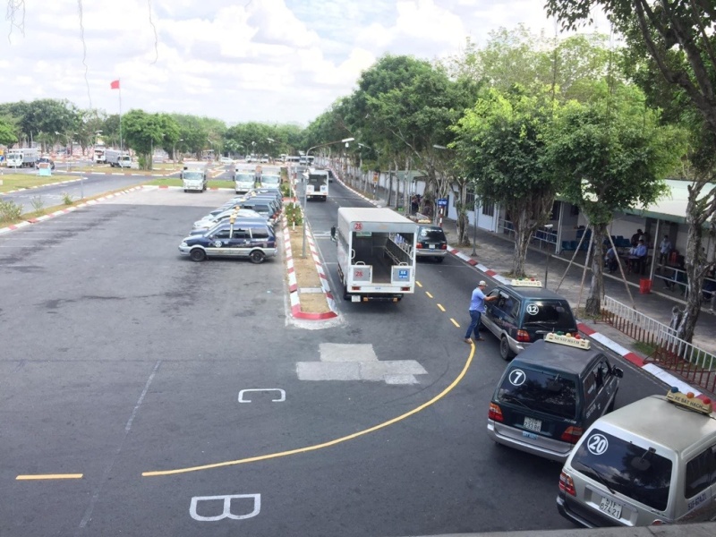 Tập lái tại sân thi thực hành