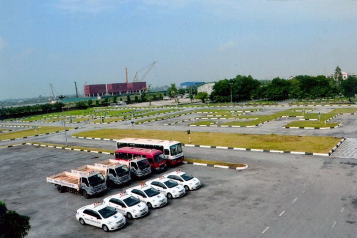 Trung tâm dạy lái xe ô tô tại TP.HCM trang bị sân sát hạch mô phỏng hiện đại, sát với bài thi thật