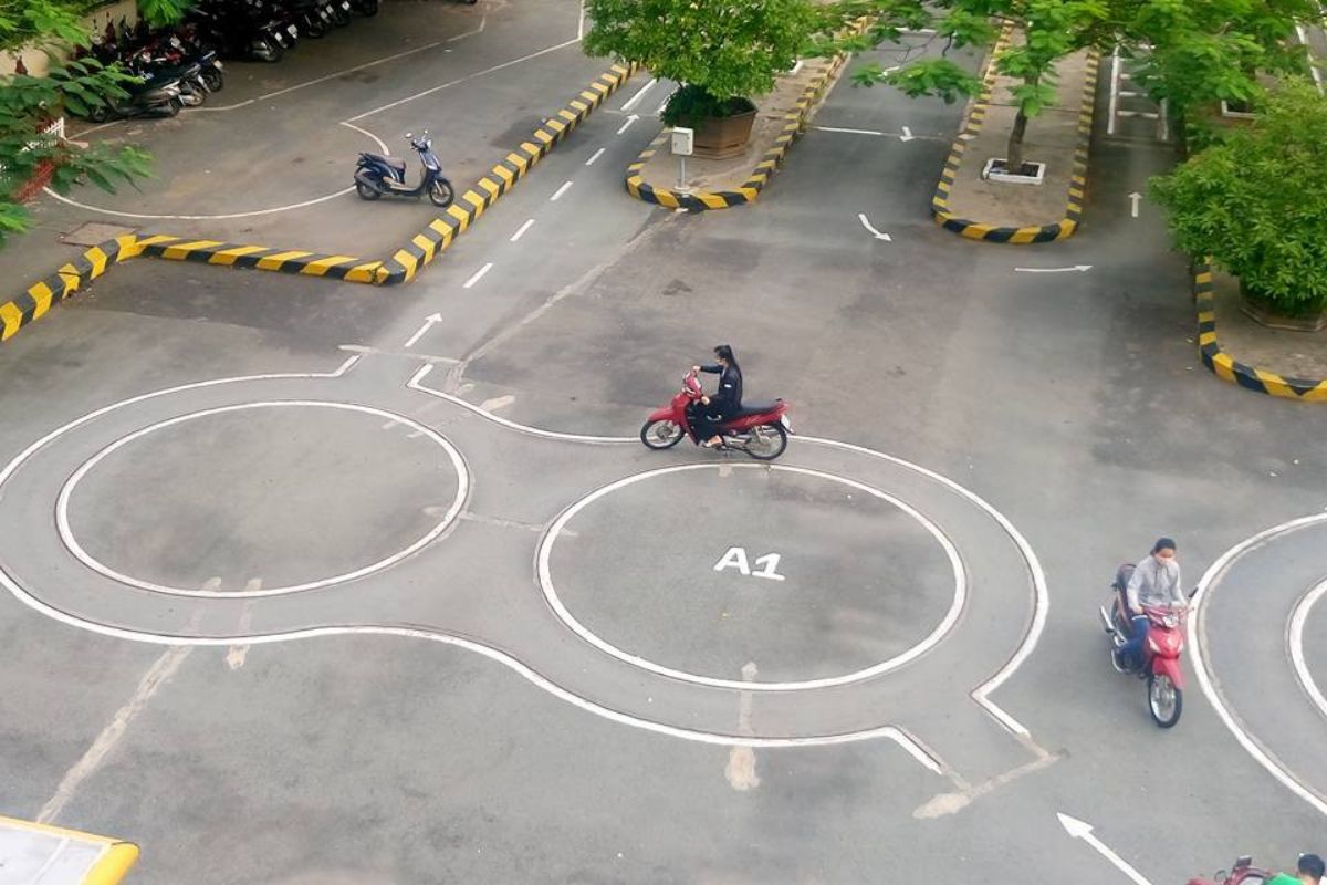 Sân tập và thi bằng lái xe hạng A1